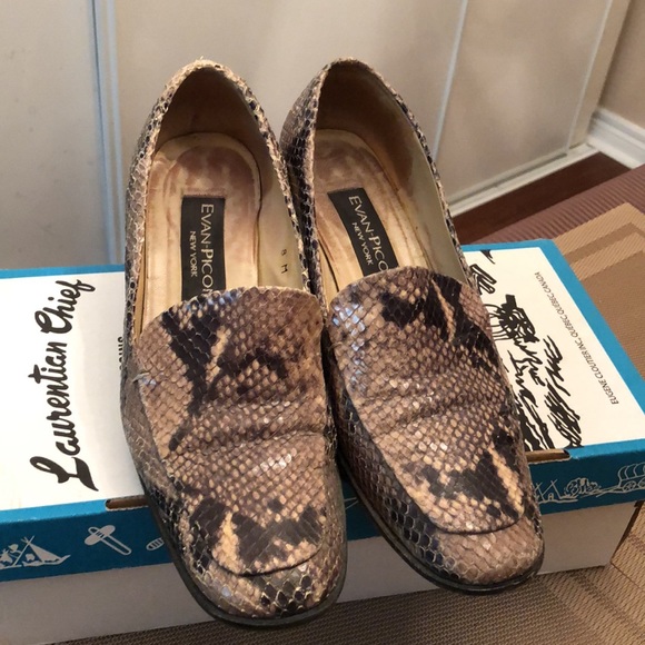 Absolutely amazing shoes. Size 8. Evan-Picone brand. Made in Spain - Picture 5 of 12